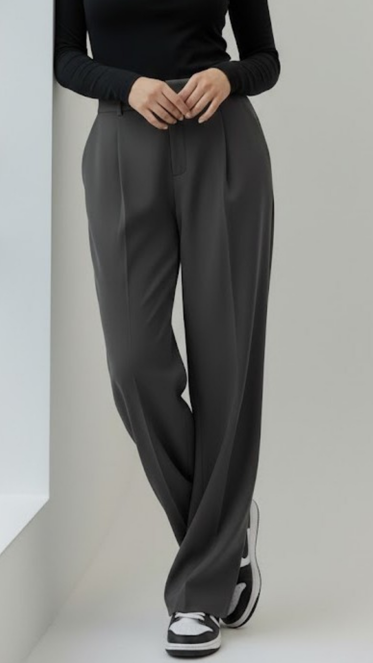 Erum loose Dark Grey Pant